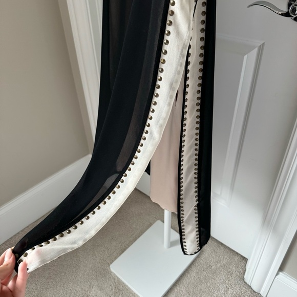 IVY + BLU CHIFFON BLACK & NUDE STUDDED DRESS - Picture 7 of 8